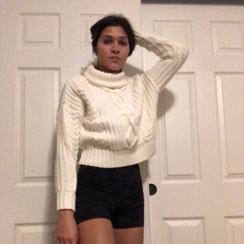 Forever 21 white cable knit sweater